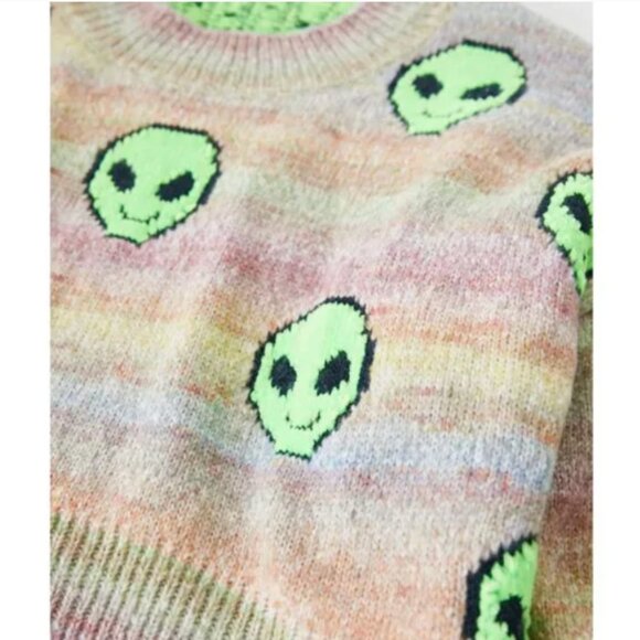 ⭐️ NWT Alien Hippie Hipster Space Modern Chic Glam Trendy Crop Sweater Pullover - Picture 2 of 5